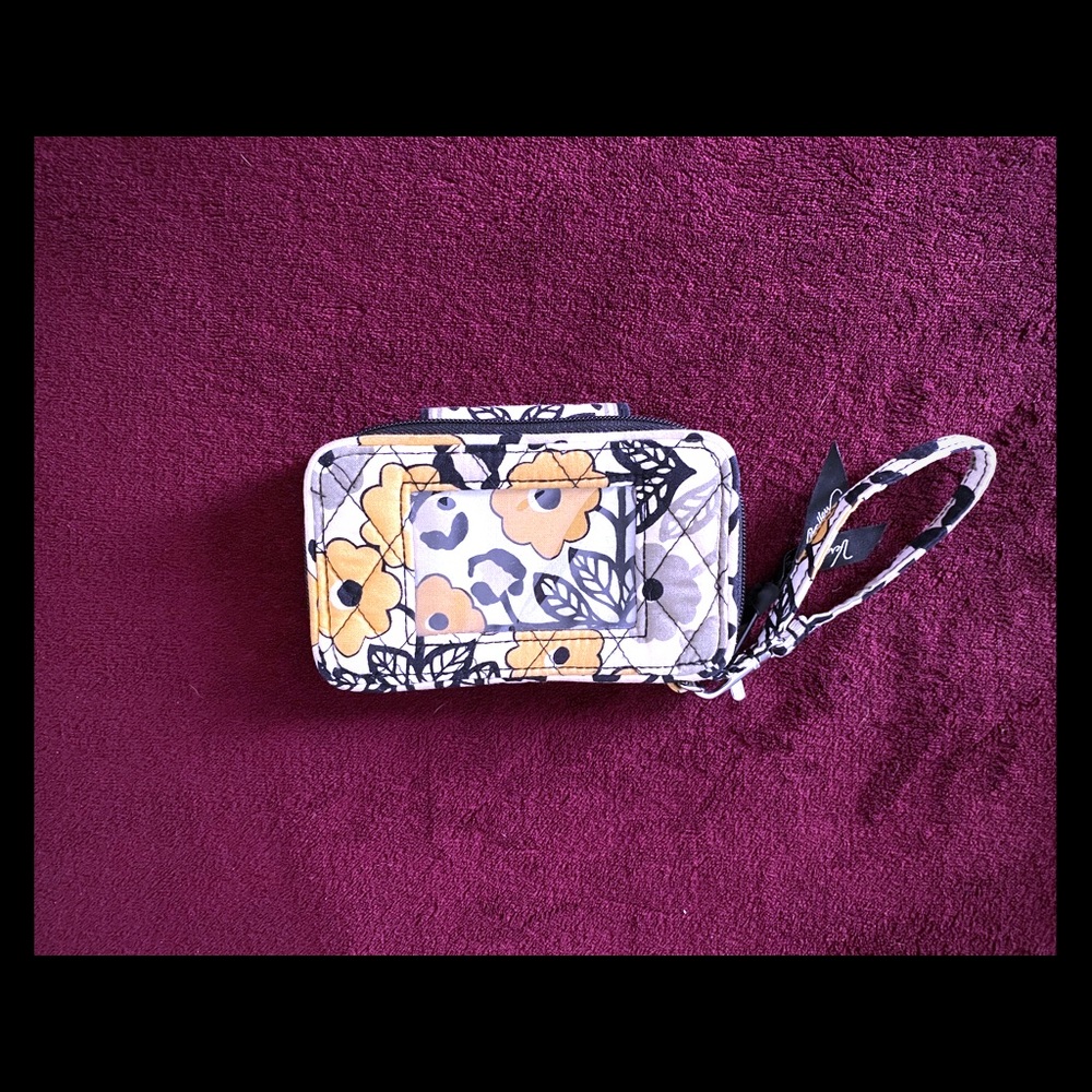 Vera Bradley Wristlet NWOT